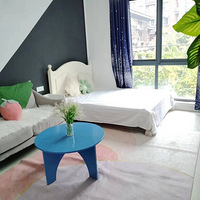 ��Խ���ϣ�ˮ������С��������һ��һ�������շ������ס����ֱ��