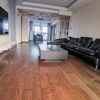 ����:ӣ�����ݵ��ݷ�3��2����סװ���״γ���