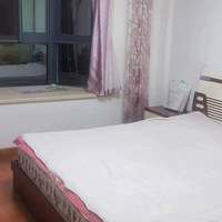 ���������ڡ�����԰��93ƽ�ף�3������סװ�ޣ�4¥��1800Ԫ