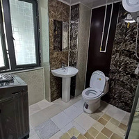 ���������㳡�Ա����߳�С��������һ�Ҷ�����ԡ�۸�800