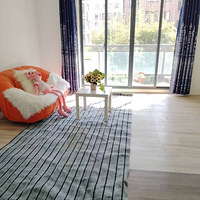 ���總����������԰С��������һ�Ҵ���̨�����������������