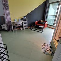 ��Խ�˼�С����һ��һ��һ��̨���۸�ʵ�ݣ�����ֱ�⣬û���н��