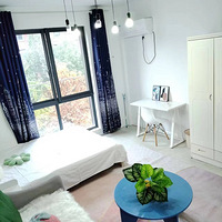 ˮ����԰С��������һ�Ҷ�����������շ������סû���н��