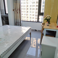 �����������߳�С��������һ�Ҷ��������������ס���н��