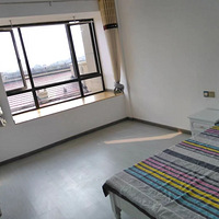 ��ɽ����С����������һ�������շ����۸�ʵ�ݷ���ֱ��û���н��