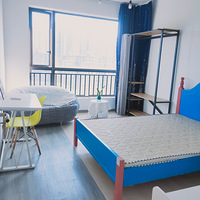 ����ֱ��������С������һ������̨�����סû���н��