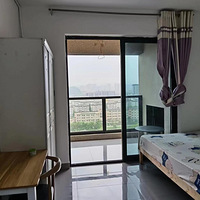 ��ѧ���Ա߱������߳ǵ������