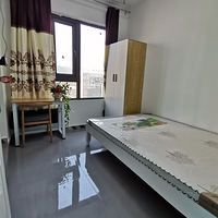 �������������߳ǣ��������һ���۸�ʵ�ݣ�����ֱ�⣬û���н��