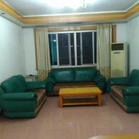 ����ֱ�⣬���л�԰��������һ������������㳡����