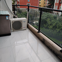 �򻪸����̹�԰��������С��������һ�Ҵ���̨���������������ס