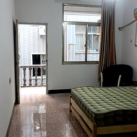 �㳡��200�����ҹ���С��11���з��������ס����