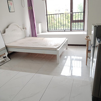 �򻪸����̹�԰��������С������һ�Ҵ�Ʈ�������������������ס