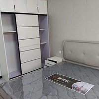 ���и���������һ��һ������̨