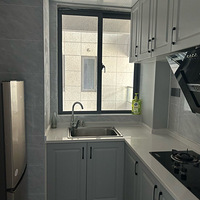 �Ǳ�Сѧ�ԣ�������������1800Ԫ/�´���λ����ҵ