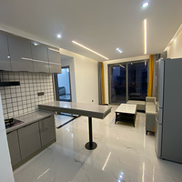 ����ֱ�⣬�����ٰ�����������һ��һ��һ������̨�����ٰ��㳡