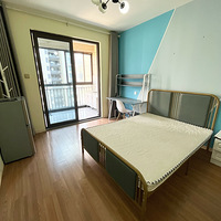 ����ֱ�⣬��Ϫ���и�һ��һ��һ�����ϴ��ڰ���̨