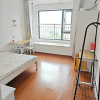 ���������Ա����߳�С�����ж��һ��һ��һ���Ŀշ����ⷿ��ֱ��