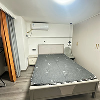 ũ�ִ�ѧ����У�������㳡������Ԣ����1300/��