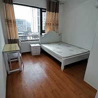 �ٱ����������߳�С����һ��һ������������ֱ��û�н�Ѽ۸�ʵ��