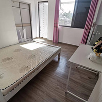 ũ�ִ�ѧ����У����������ɽ����С����һ��һ��һ��̨���۸�ʵ��