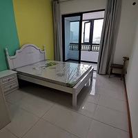 ��ɽ���Ƽ��ǣ�����վ�Աߣ�ε��ó�С����һ��һ��һ��̨����