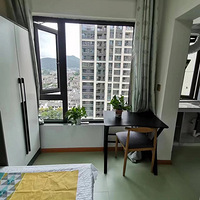 ũ�ִ�ѧ���Ÿ���һ��һ��һ������ֱ��15958111622