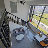 ���⣺���и�3��2������λ1800/�°���ҵ