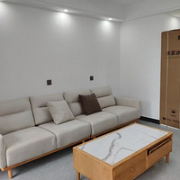 ���⣺������ۡ3��2������λ2100/�°���ҵ��¶̨