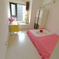 ���߳�С����һ��һ������Ʈ�����۸�ʵ�ݣ�û�н��