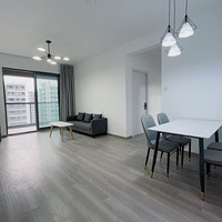 ����:��ӳ�ǵ���3��2��1700/�´���λ����ҵ