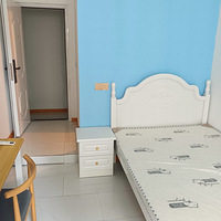 �������߳�С������Ʈ������ֱ��۸�700��ʱ����