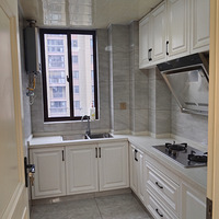 ���⣺����3��2������λ2200/�°���ҵ