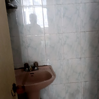 �㳡�ߵ�����200�����ҹ���С���з��������ס����