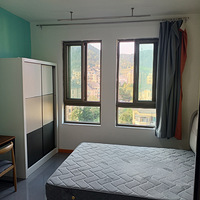 ũ�ִ�ѧ����У����Խ�˼ҵ��ݷ�һ��һ��һ������ֱ��۸�800