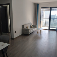 ���⣺����㳡������������������λ2000/�°���ҵ