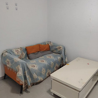 ���⣺��Ϫѧ������ˮ��1100/�µ��ݷ�