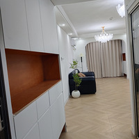 ���⣺���ݽֵ�����3��2������λ��װ���ݷ�2100/�°���ҵ