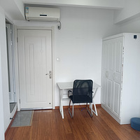 �ٰ�Ǯ��������·������¸۳�һ��һ������ֱ��