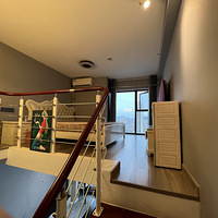 ���⣺����Ծ��1400/�°���ҵ