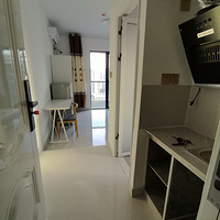 ���ݽֵ���վ�Աߣ����������һ��һ��һ��̨��ֱ��800