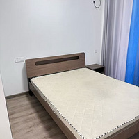 �㳡���������Ҵ���λ1800