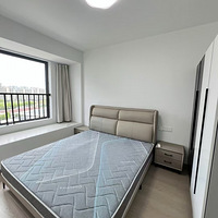 �������Ҵ���λ1800
