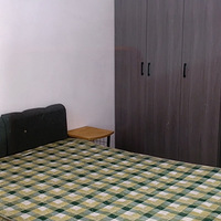 �㳡�ߵ����ڹ���С���з��������ס����