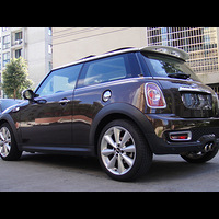 ɿɫmini S