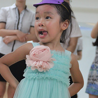 ż�����С���