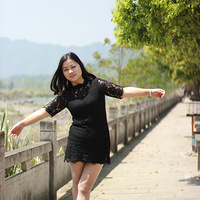 ��̨���ĵ�Ů��