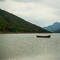 ���κ���ˮ���������