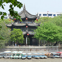 �����е��ٺ�����