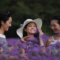 ��ɫ����������Ů����ɫ��6.16����կ�ţ�