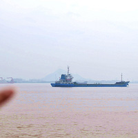 ���˱�������һ���ģ�����ש��